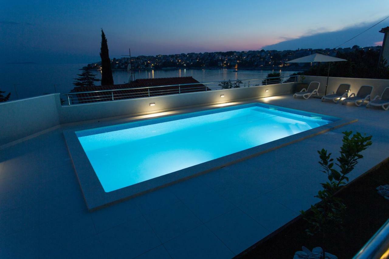 Charming Modern House With The New Swimming Pool - Apartment Maya 1 Trogir Exterior photo